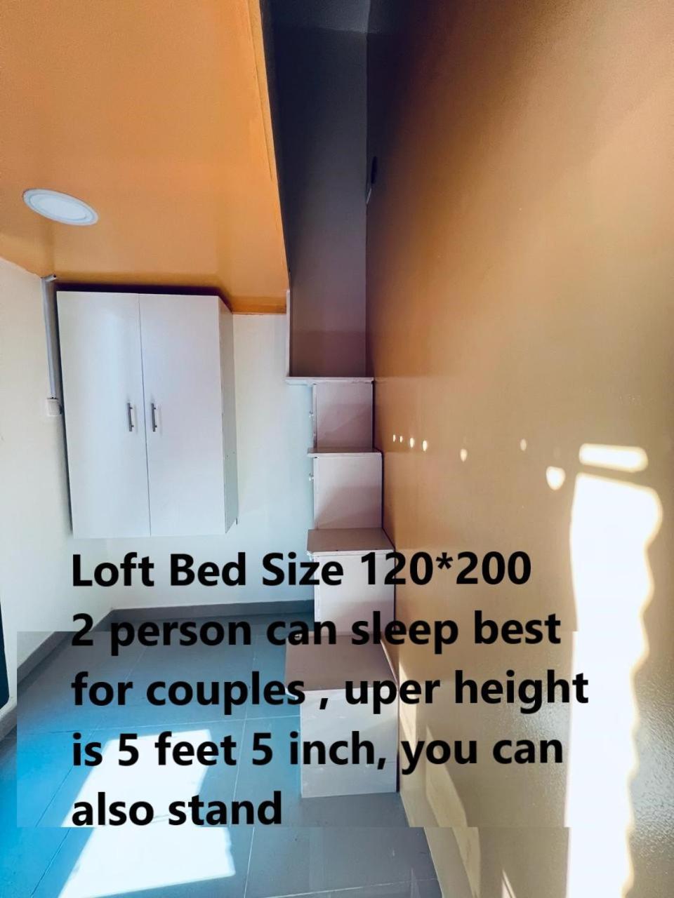 Апартаменти Moon Backpackers Burjman Exit 2, Family Partitions, Loft Partitions, Дубай Екстер'єр фото